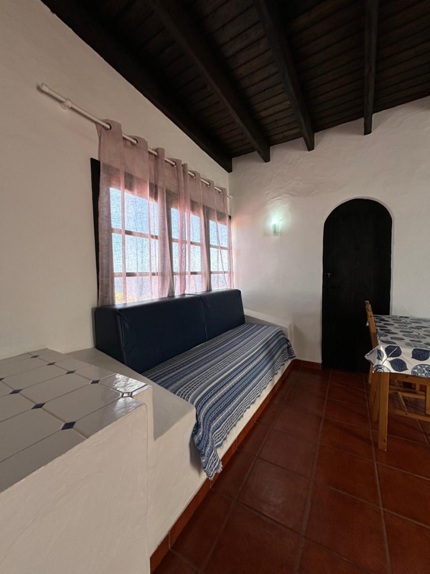 Apartamentos Y Habitaciones Villa Marina La Caleta  Exterior photo